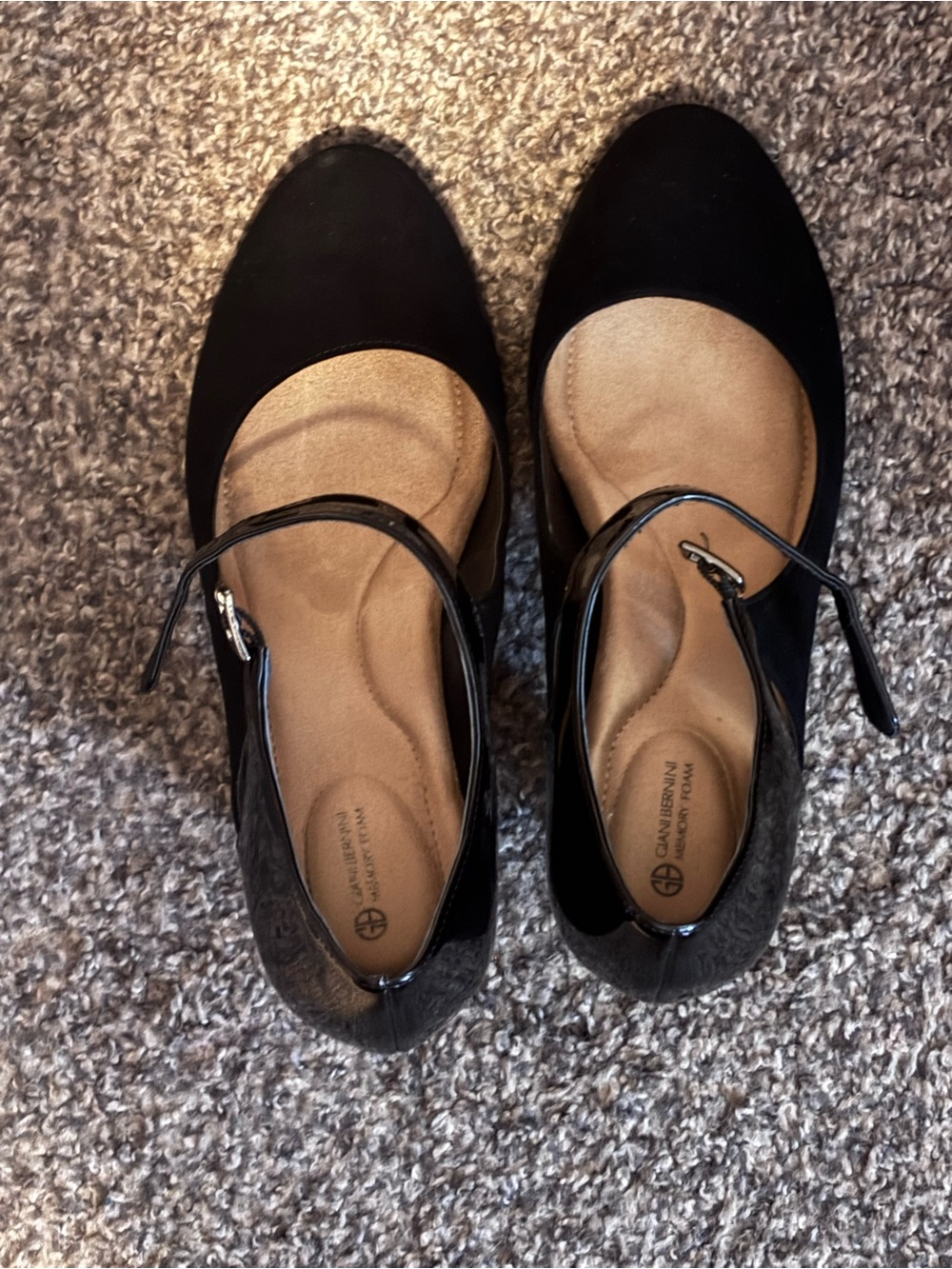 Giani Bernini Black Mary Jane Flats with Tan Insole and Ankle Strap